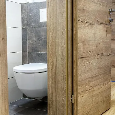 Haus Loeger Pyhrn Priel Апартаменты Виндишгарстен