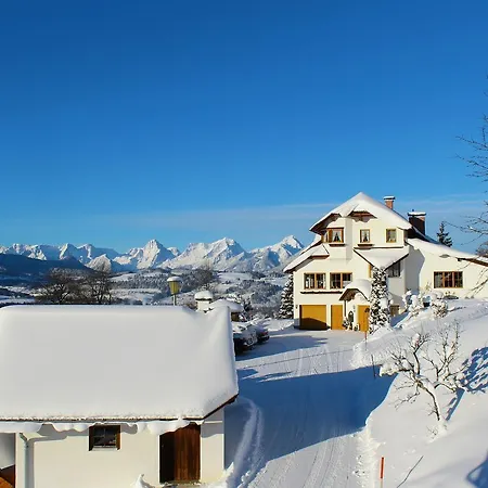 Апартаменты Haus Loeger Pyhrn Priel Виндишгарстен